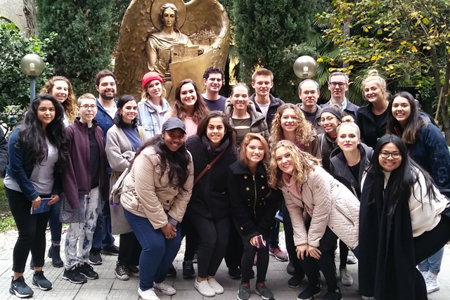 DePaul University students study "Religion in Rome"