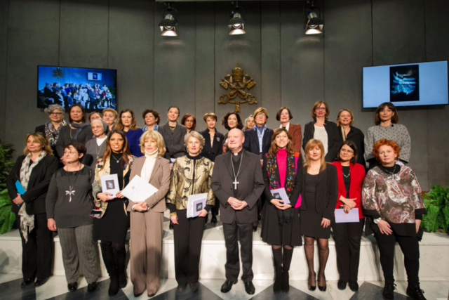 Pontifical Council for Culture creates commission to hear women's voices